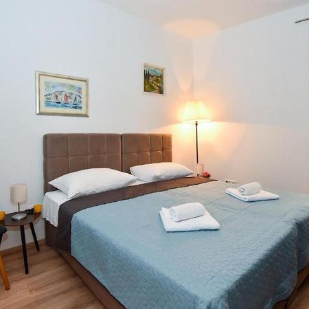 Rooms Patricija 2 Zadar Buitenkant foto